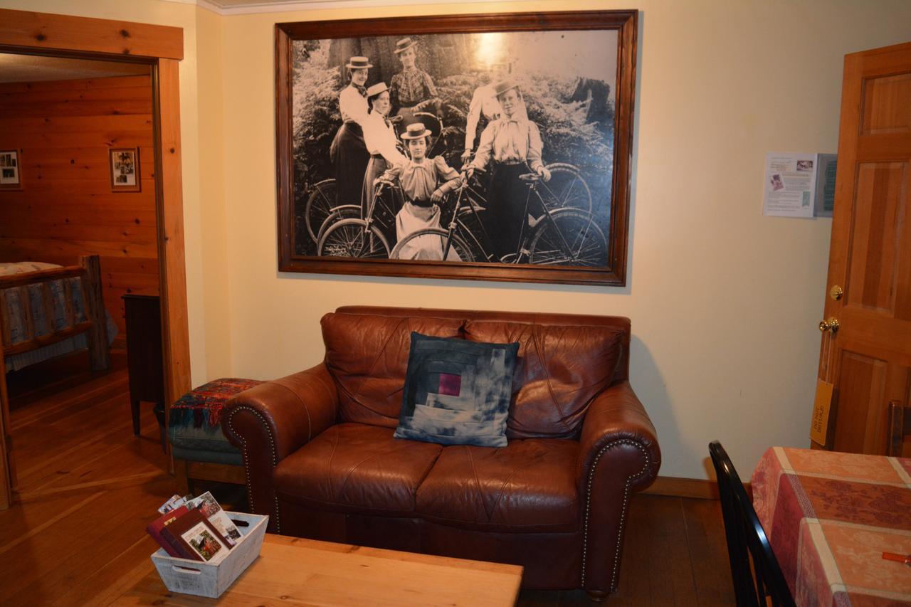 Copper Creek Inn แอชฟอร์ด ภายนอก รูปภาพ
